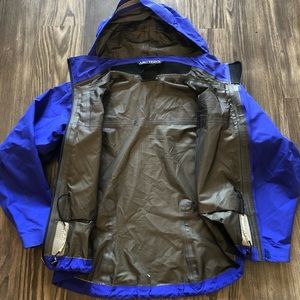 Arcteryx Beta AR Womens Jacket Sz Small Too Blue Made In Canada Vintage 1998